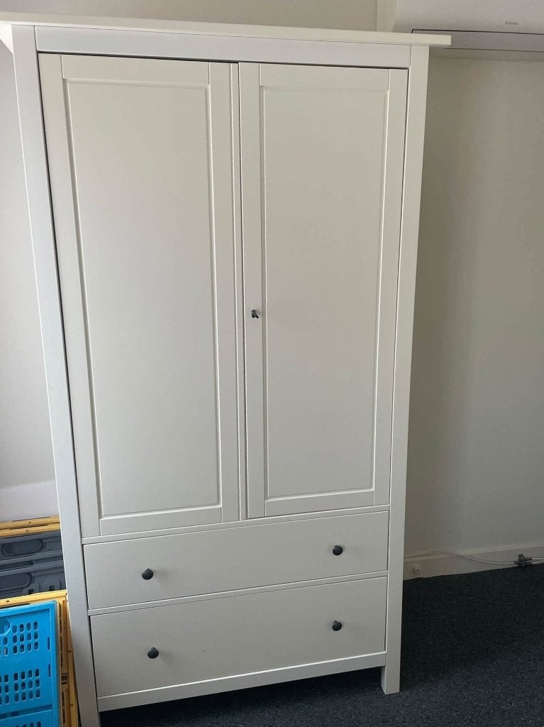 Mooie witte IKEA HEMNES kledingkast / meidenkast (ZGAN), Huis en Inrichting, Ophalen, 100 tot 150 cm, Met lade(s), Zo goed als nieuw