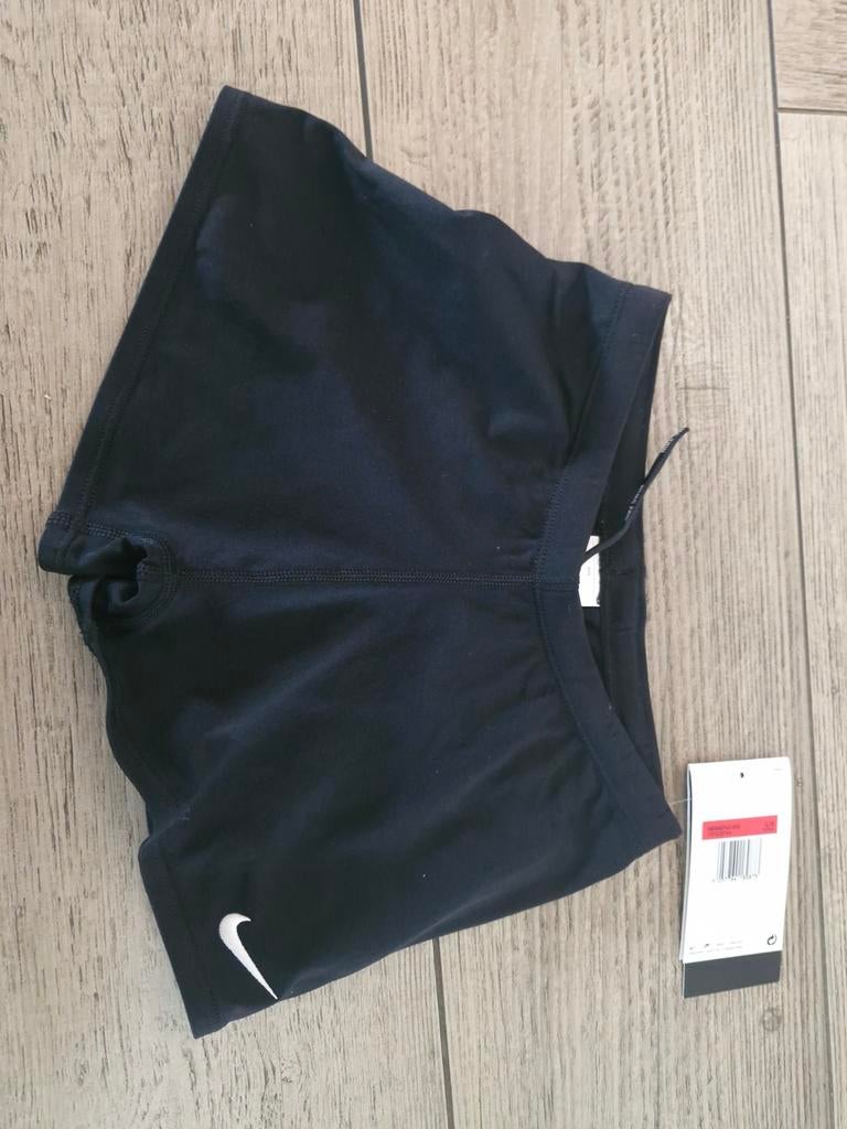 Nike Pro Sportbroekje Zwart - Nieuw met kaartje, Ophalen of Verzenden, Nieuw, Jongen of Meisje