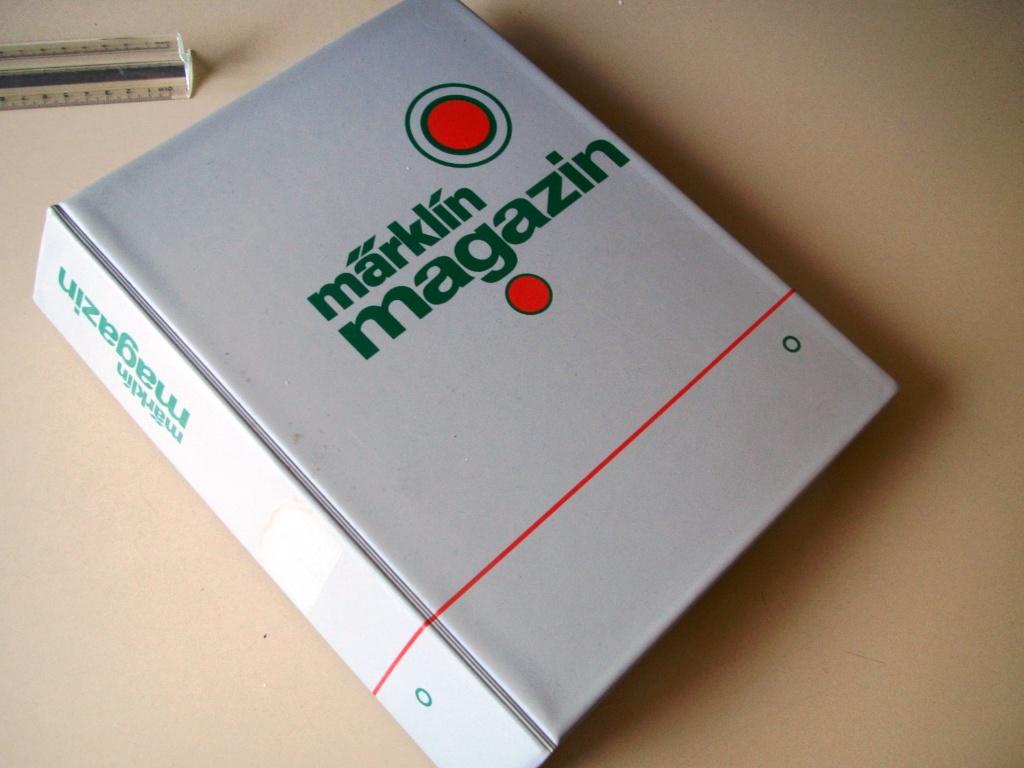 Märklin magazin jaargangen 1987+1988 met märklin ordner, Wisselstroom, Zo goed als nieuw, Märklin, Boek, Tijdschrift of Catalogus