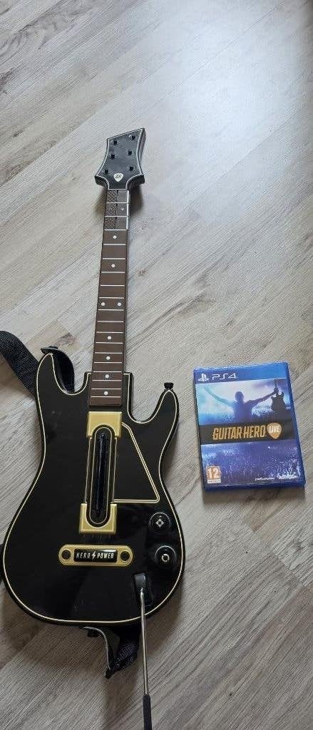 ps4 Guitar hero live + gitaar, Ophalen, Muziek, Gebruikt, 1 speler