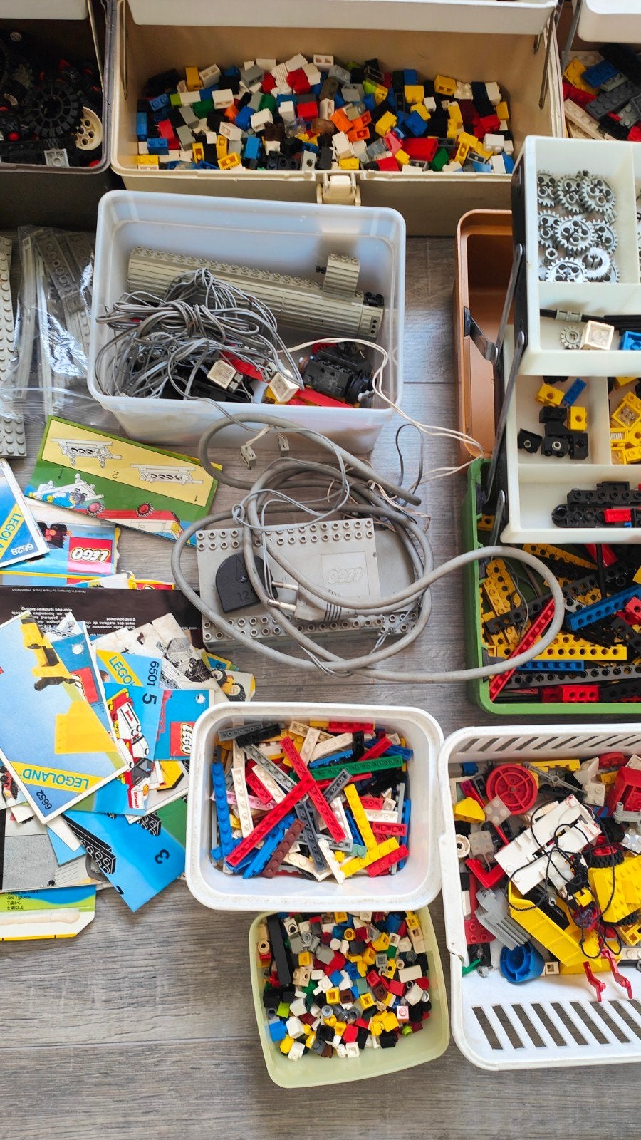 Foto 9 van Grote verzameling Lego met sorteerbakken