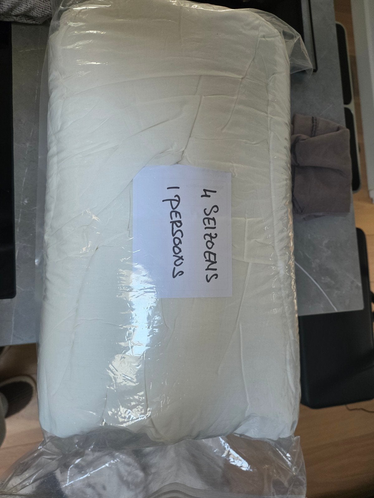 Dekbed nieuw 1 persoons, Anti-allergisch, Eenpersoons, Beige, Dekbedovertrek