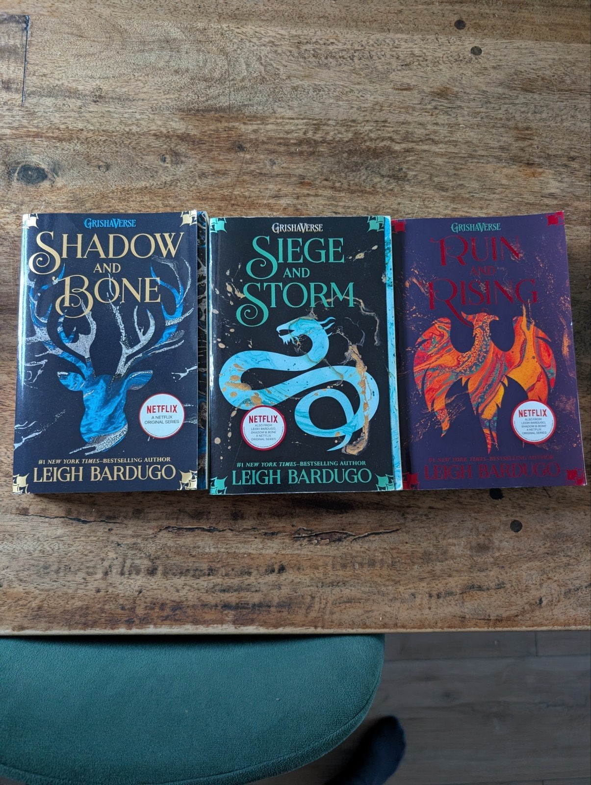 Shadow and Bone triology Engelstalig, Ophalen, Gelezen, Leigh Bardugo