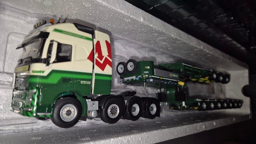 Volvo fh van Westdijk met dieplader, Ophalen of Verzenden, Zo goed als nieuw, Bus of Vrachtwagen, Wsi