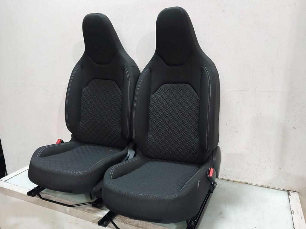 Interieur Toyota Aygo X (2022-03/..) 739200H031, Gebruikt, Kundenbetreuung@toyota.de, Toyota-Allee 2, Köln 50858, , Duitsland