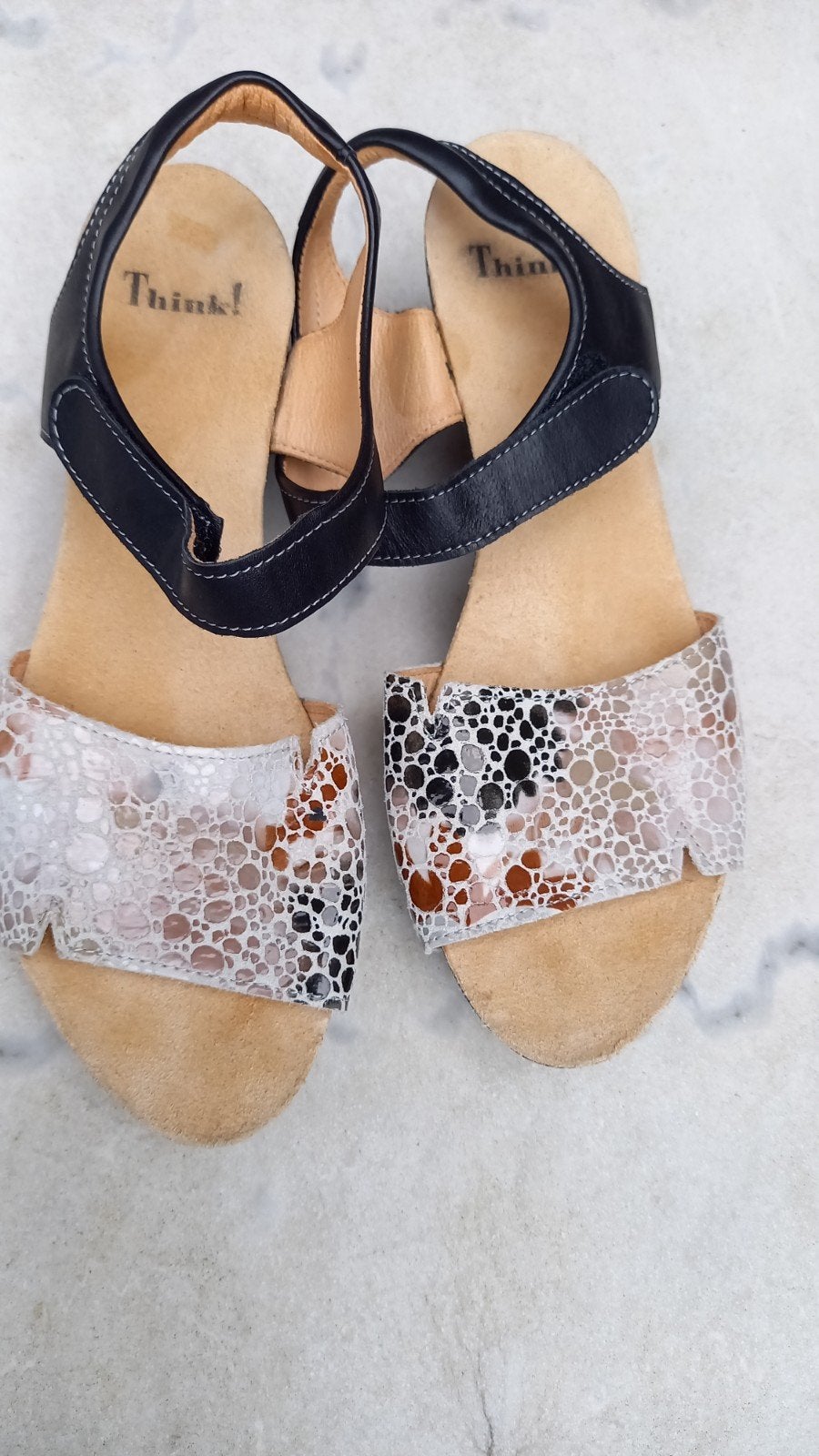 THINK LEREN SANDALEN MAAT 41., Overige kleuren, Zo goed als nieuw, THINK., Sandalen of Muiltjes
