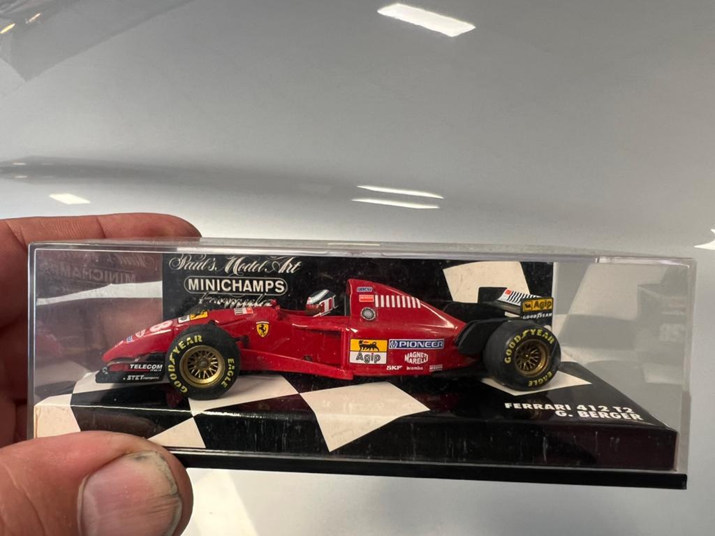 Minichamps Ferrari 412 T2 G. Berger Formule 1 modelauto, Ophalen of Verzenden, Zo goed als nieuw, Formule 1