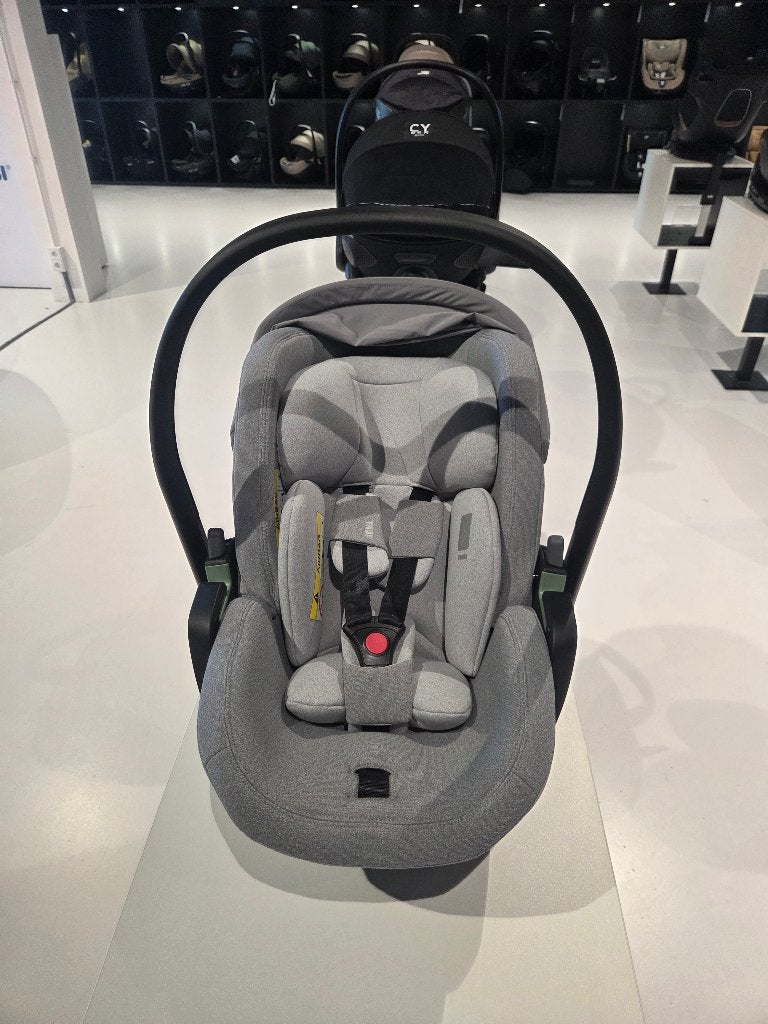 Thule Maple Autostoeltje - Light grey, Nieuw, 0 t/m 13 kg, Ophalen, Overige merken