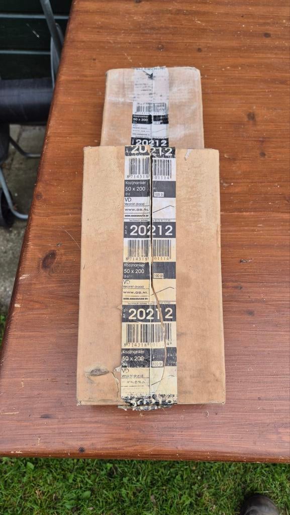 2 Dozen Kozijnankers 50x200 (200 stuks), Doe-het-zelf en Verbouw, Glas en Ramen, Ophalen of Verzenden