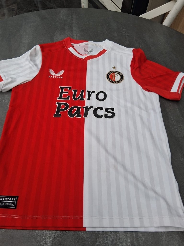 Voetbalshirt Alireza Jahanbaksh Feyenoord maat 146, Kinderen en Baby's, Kinderkleding | Maat 146, Castore, Jongen of Meisje, Ophalen of Verzenden