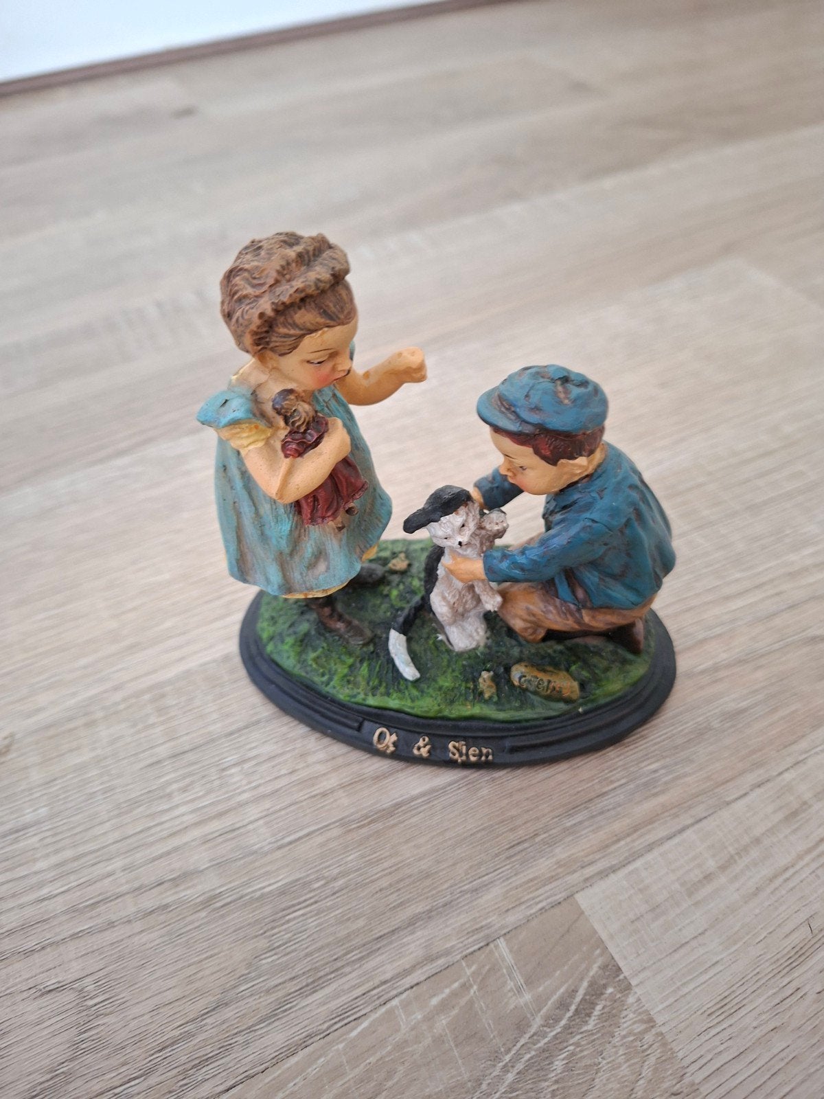 Mooi Ot en Sien beeld - 2007 Wolters-Noordhoff - 8x12x12cm, Ophalen, Gebruikt, Mens