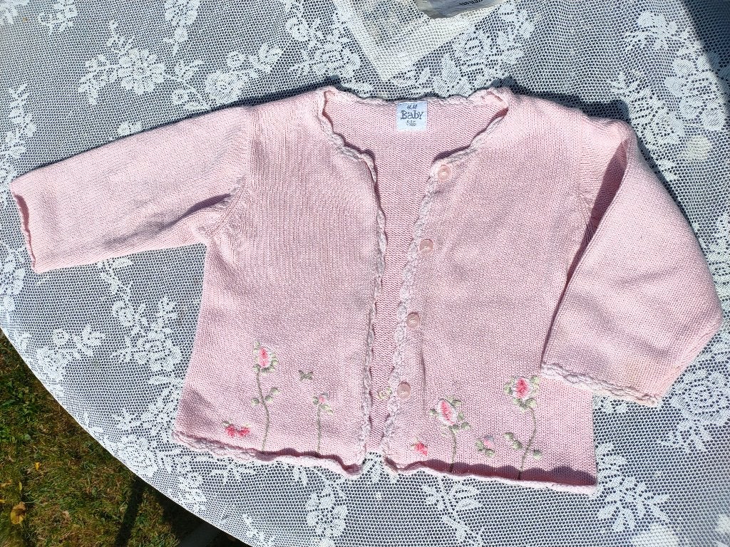 Babyvestje maat 74 zachtroze / Roze + geborduurde bloemetjes, Kinderen en Baby's, Babykleding | Maat 74, Gebruikt, H&M, Ophalen of Verzenden