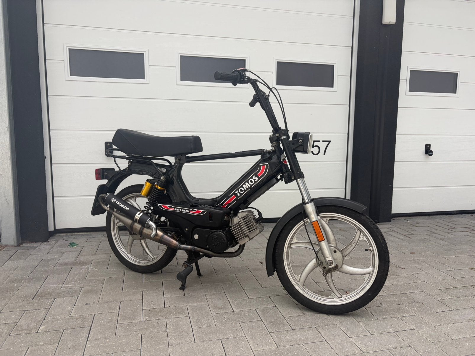 Race tomos (brom), Fietsen en Brommers, Brommers | Tomos, Ophalen, Zo goed als nieuw, Standard