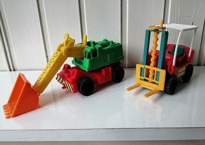 4 vintage voertuigen (vintylon producten) uit de jaren 60, Antiek en Kunst, Ophalen of Verzenden
