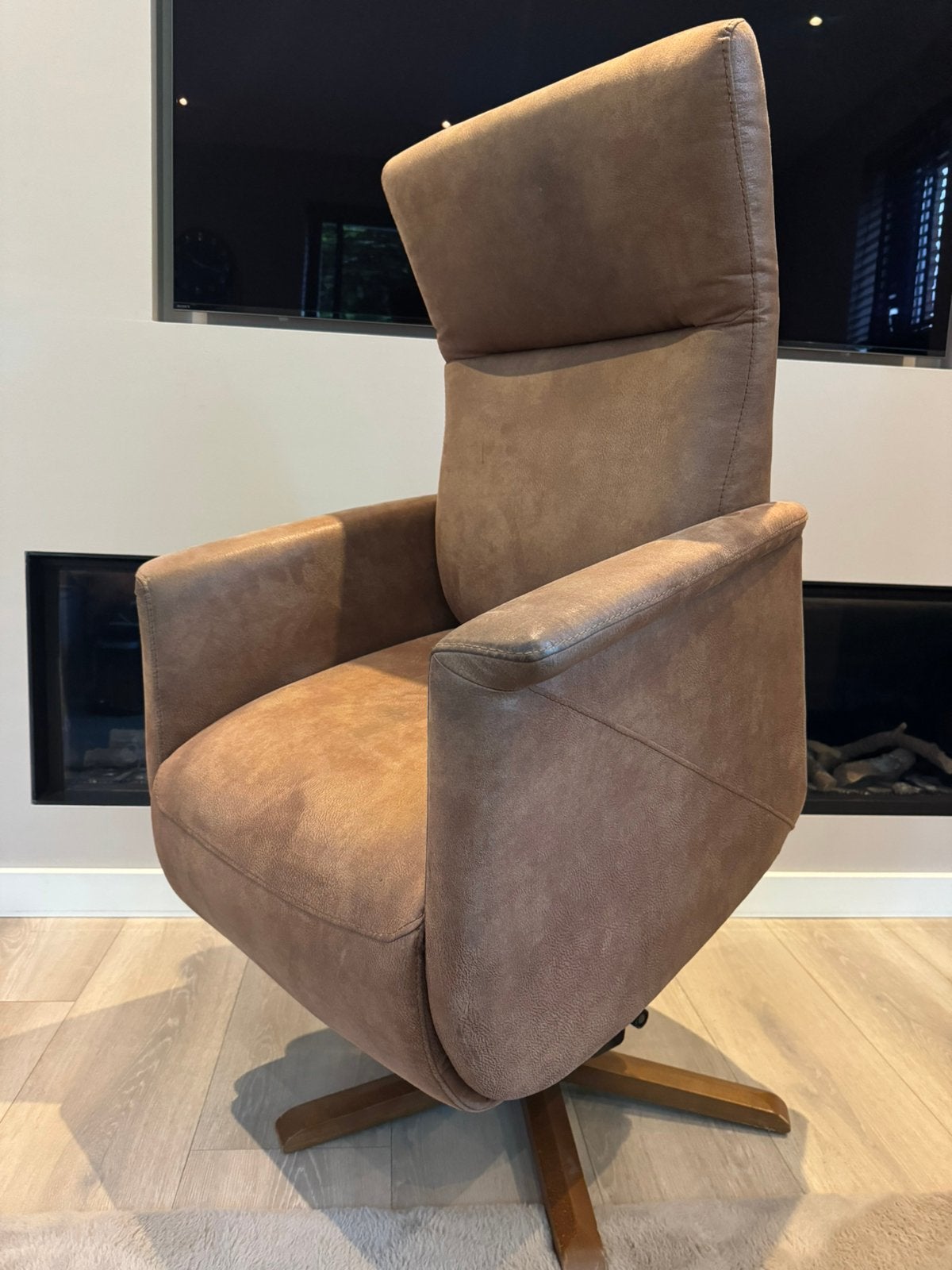Prominent Sta op stoel met accu suede, Ophalen, Minder dan 75 cm, Leer, Zo goed als nieuw