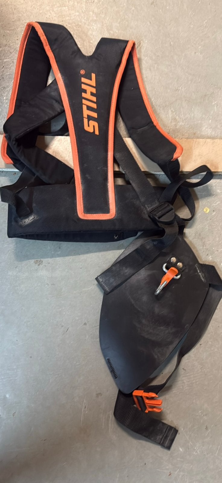 Stihl draagtuig voor bosmaaier/trimmer, Ophalen, Zo goed als nieuw, Overige soorten