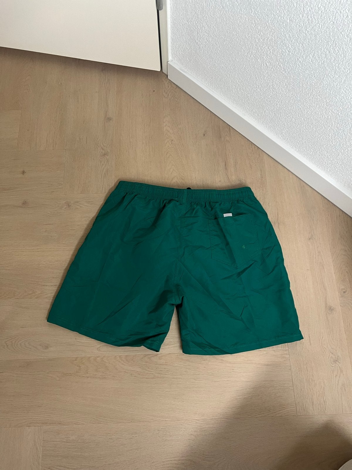 Moncler zwembroek maat XXL (valt als XL) - Nieuw met label, Kleding | Heren, Badmode en Zwemkleding, Ophalen of Verzenden, Maat 56/58 (XL)