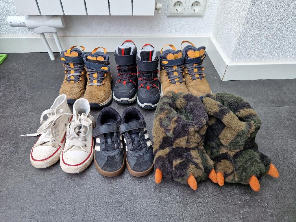 Kinderschoenen mt 29 en 30, Adidas, Schoenen, Ophalen of Verzenden, Zo goed als nieuw