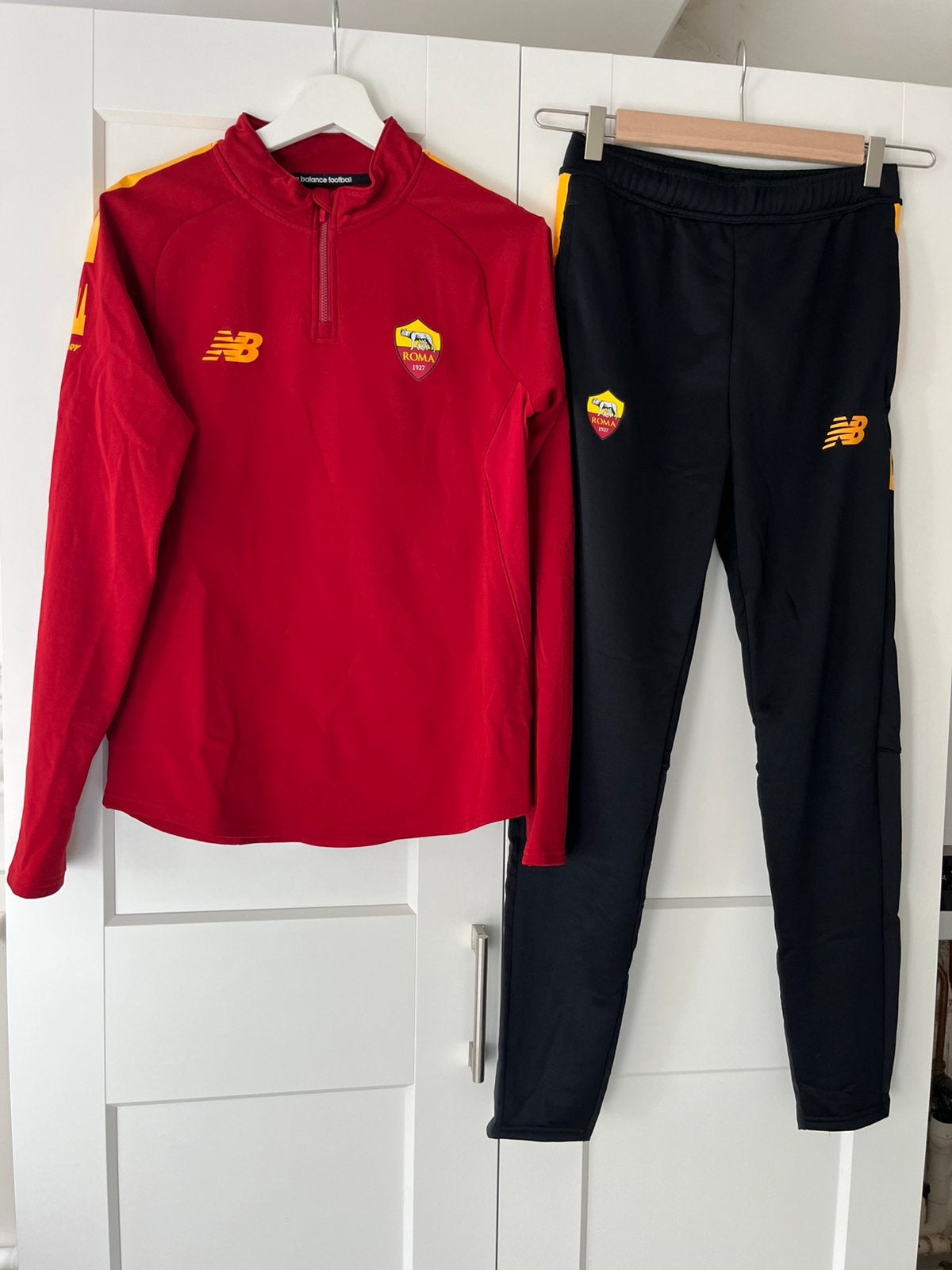 Trainingspak Roma maat S, Ophalen of Verzenden, Voetbal, Gedragen, Rood