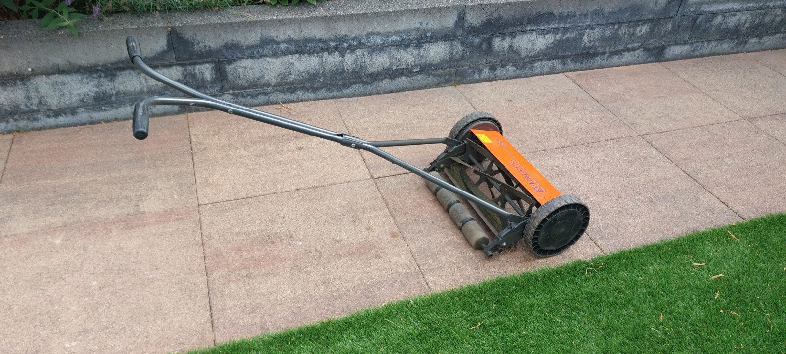 Husqvarna handgrasmaaier met opvangbak, Gebruikt, Handgrasmaaier, Ophalen of Verzenden, Opvangzak