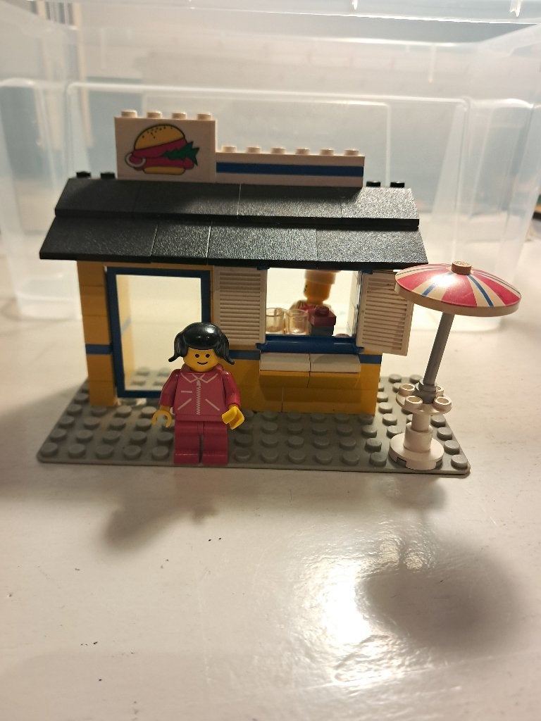 Lego Legoland 6683 Hamburgerkraam met minifiguren, Gebruikt, Lego, Ophalen of Verzenden, Complete set