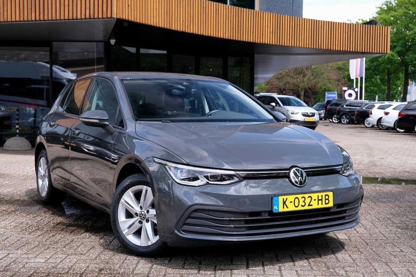 Volkswagen Golf 1.0 eTSI Life Business|Rijklaar|ACC|Massage|, Gebruikt, Euro 6, 49 €/maand, Bedrijf