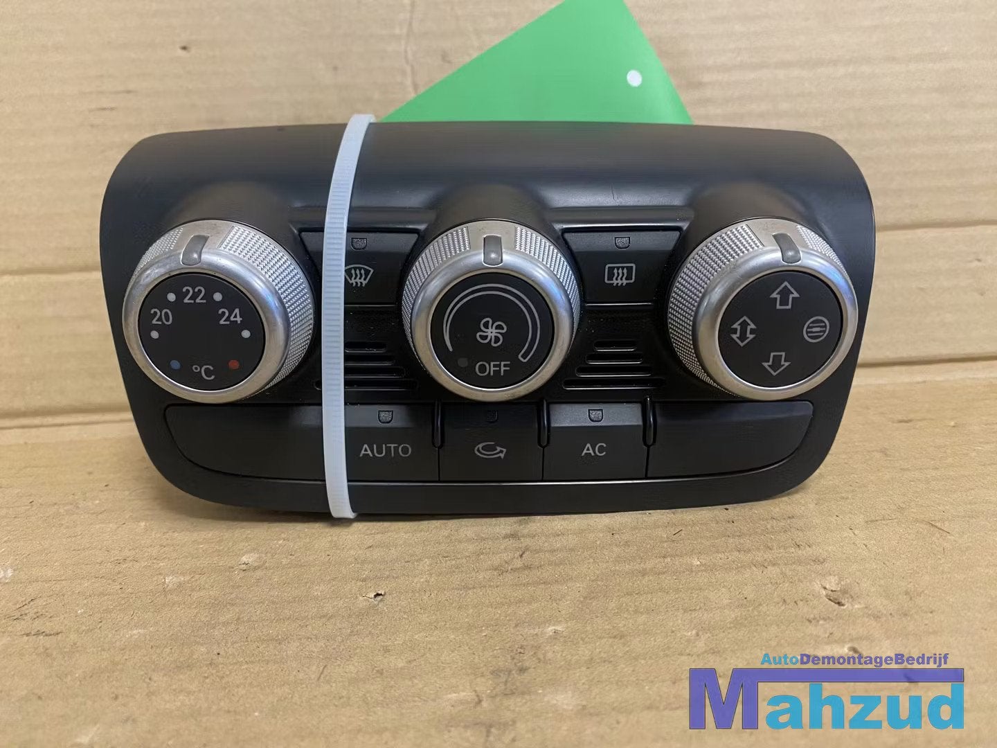 AUDI TT 8J9 Kachel airco paneel 2007-2014, Auto-onderdelen, Dashboard en Schakelaars, Gebruikt, AUDI AG, Auto-Union-Strasse 1
85045  Ingolstadt, DE