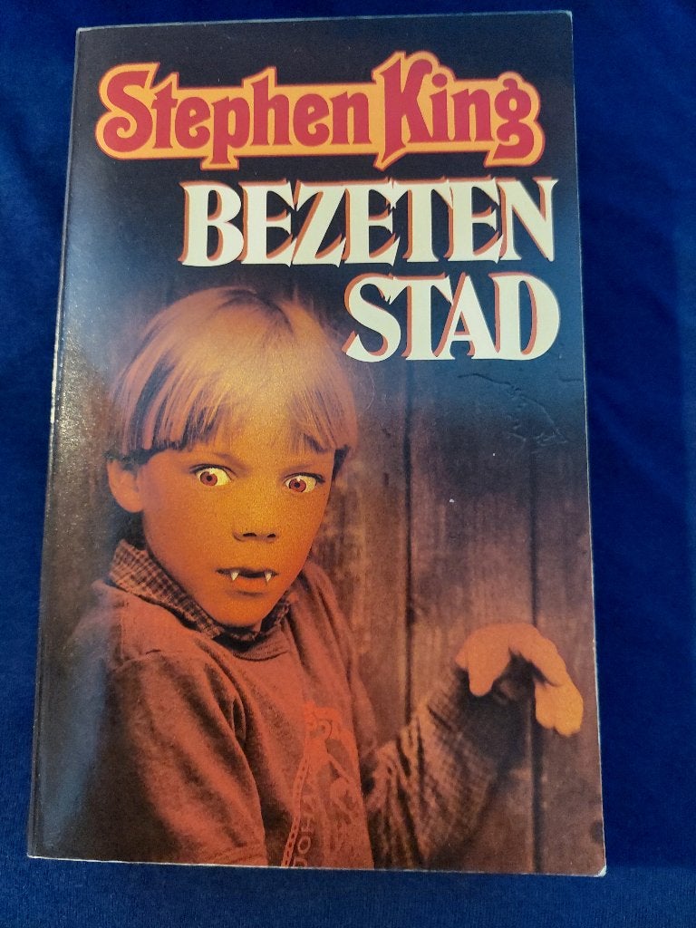 Bezeten stad van Stephen King - thriller, Boeken, Ophalen of Verzenden, Zo goed als nieuw, Stephen King, Nederland