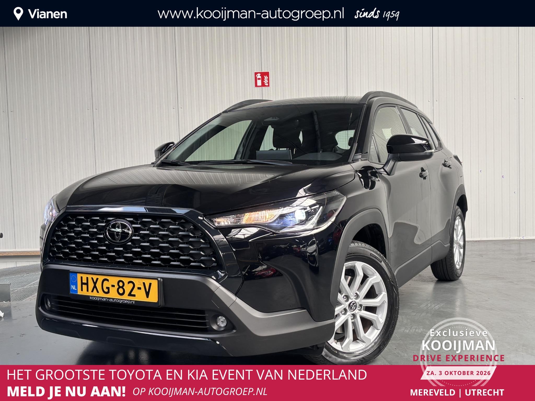 Toyota Corolla Cross Hybrid 140 Active, Auto's, Stof, Gebruikt, Zwart, Origineel Nederlands