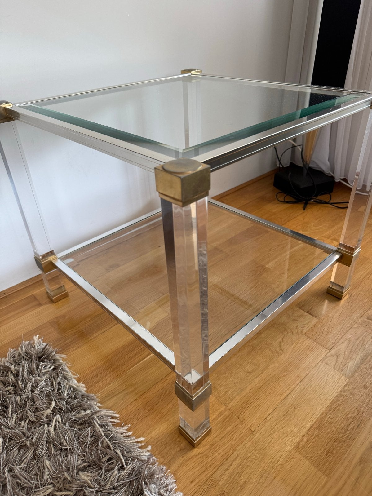 Glazen bijzettafel met messing details, Ophalen, 50 tot 100 cm, Vierkant, 50 tot 100 cm