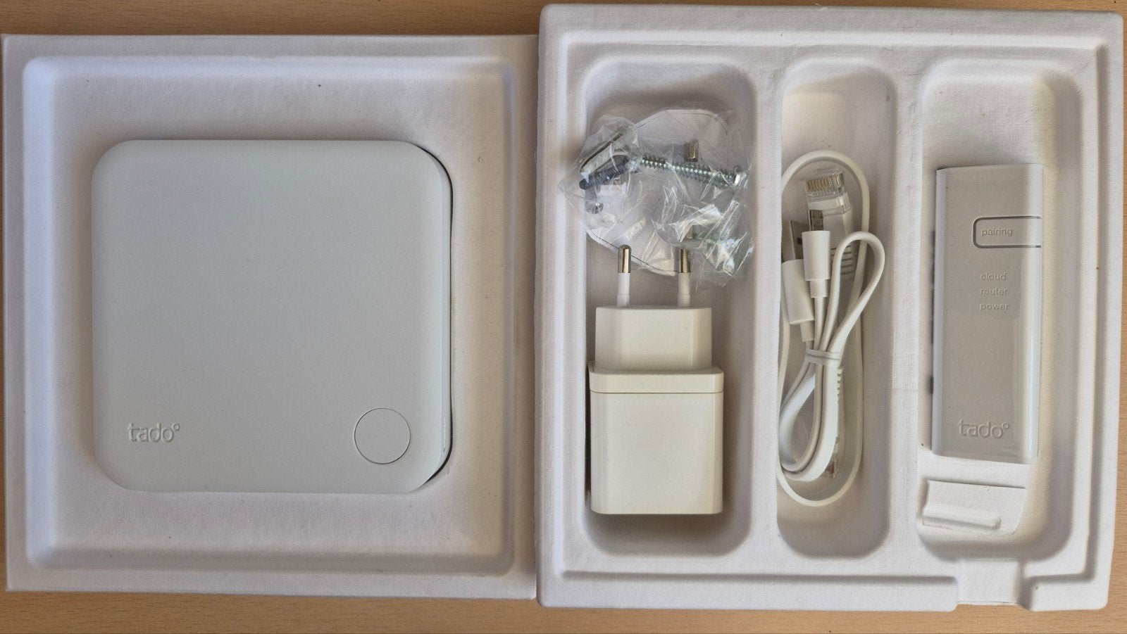 Tado starter kit Slimme Thermostaat + Bridge Starter Kit V3+, Ophalen of Verzenden, Thermostaat
