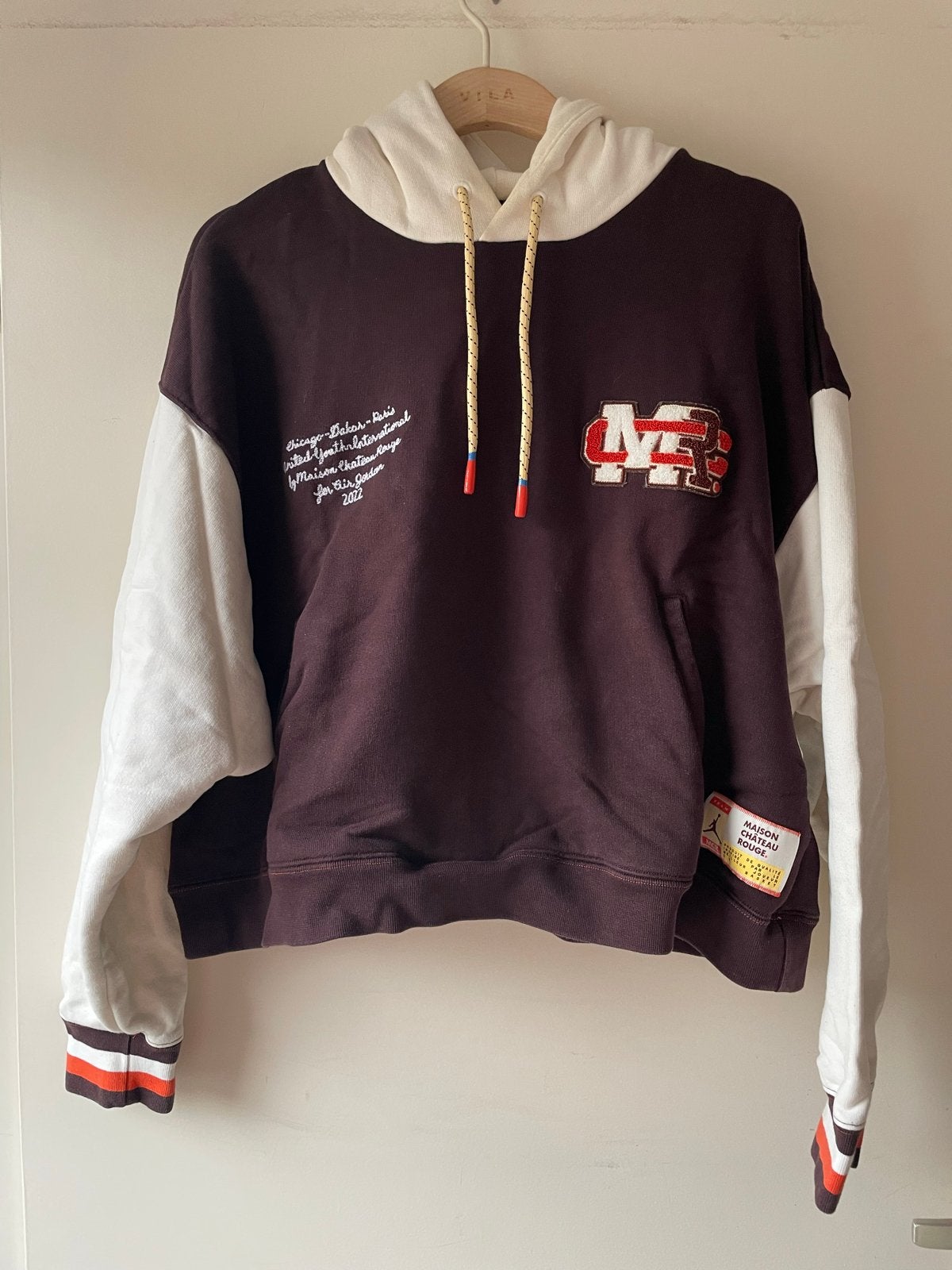 Nieuwstaat Jordan x Maison Château Rouge Hoodie Maat L, Ophalen of Verzenden, Zo goed als nieuw, Maat 42/44 (L), Bruin