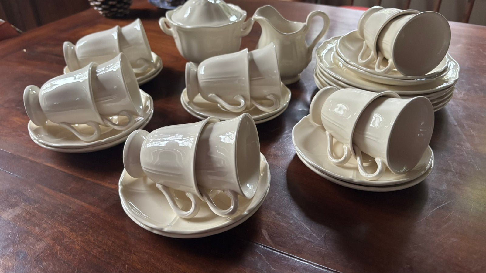 Wedgwood queens plain mokkakopjes etc., Ophalen of Verzenden, Zo goed als nieuw, Porselein, Overige typen