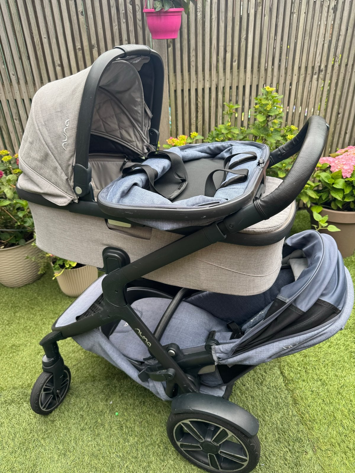Nuna demi grow & Maxi-Cosi Cabriofix i-Size, Ophalen, Zo goed als nieuw, Maxi-Cosi