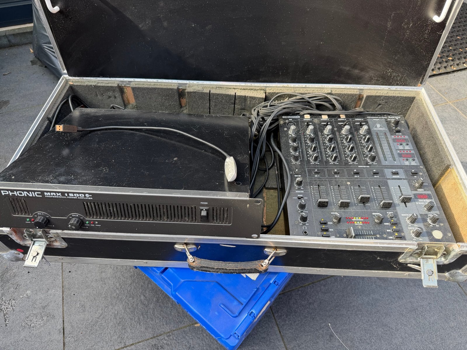 DJ Set: Behringer DJX750 Mixer & Phonic MAX 1500 Plus Verste, Ophalen of Verzenden, Gebruikt, 5 tot 10 kanalen, Microfooningang