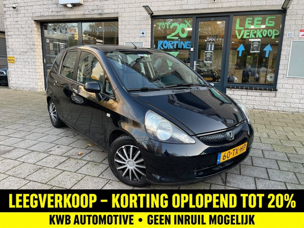 Honda Jazz 1.2 Cool Airco Nieuwe apk, Auto's, 450 kg, 4 cilinders, Zwart, Bedrijf