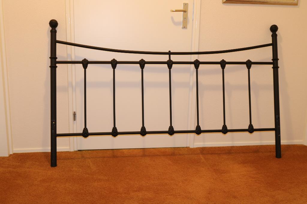 hemelbed, Ophalen, Zwart, Tweepersoons, Zo goed als nieuw