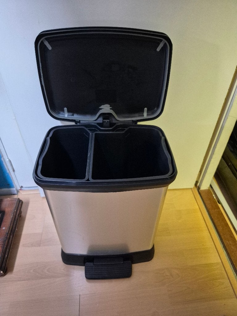 Curver prullenbak, Ophalen, Kunststof, Gebruikt, Met pedaal
