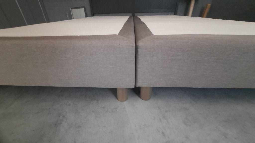 Boxspring zonder matras 180x220, 100 euro  2, Ophalen, Beige, Tweepersoons, Zo goed als nieuw