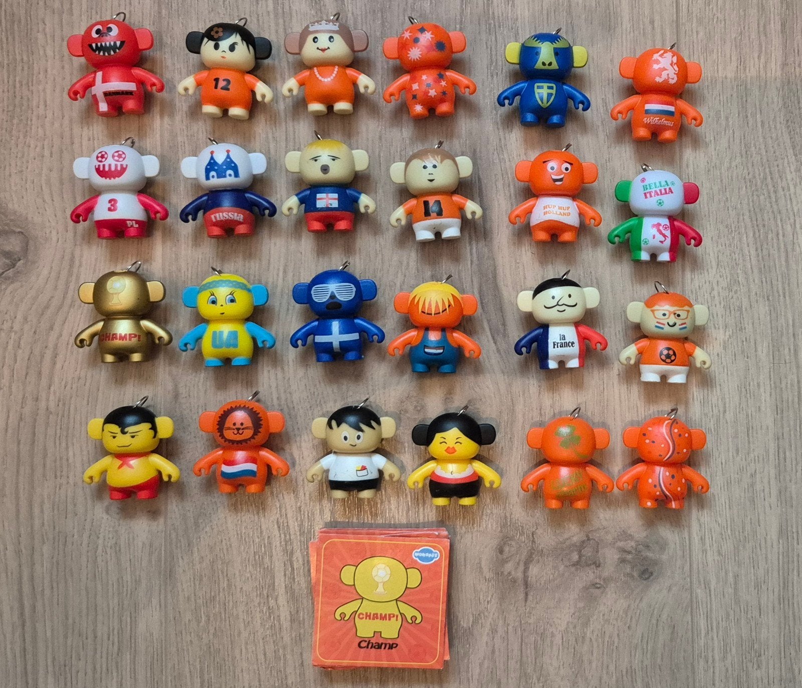 Poppetjes - Monskeys - EK Oranje voetbal 2012 - Hoogvliet, Ophalen of Verzenden, Nieuw