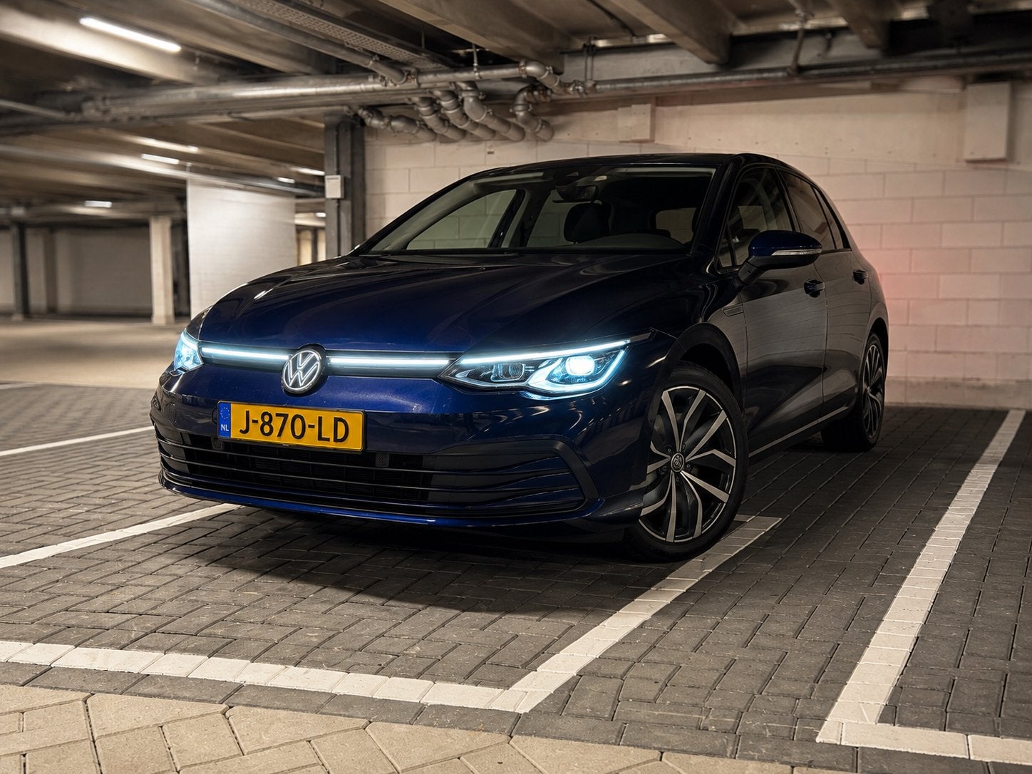 VWGolf 1.5 TSI 130pk sfeerverlichting/ACC LED Grill Ambient, Voorwielaandrijving, Dealer onderhouden, 4 cilinders, Blauw