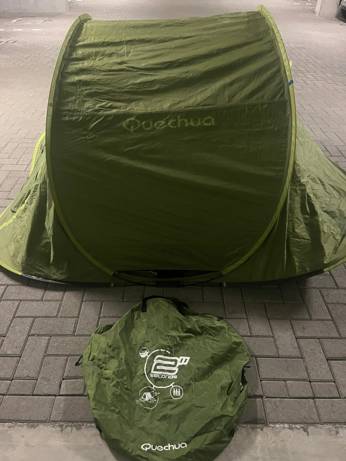 QUECHUA Pop-up tent voor 3 personen, 2 Seconds, groen, Caravans en Kamperen, Tenten, Ophalen of Verzenden, Zo goed als nieuw, Tot en met 2