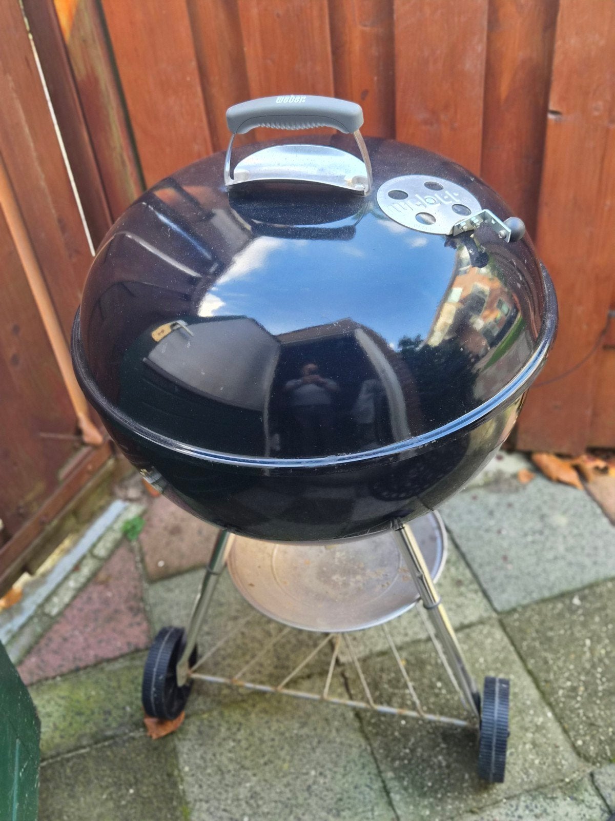 te koop aangeboden weber bbq 58 cm incl hoes i.g.st, Tuin en Terras, Ophalen, Zo goed als nieuw