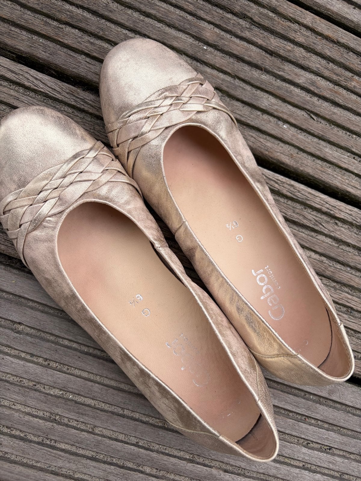 Gabor goudkleurige ballerina's - mt  40 valt klein, Ophalen of Verzenden, Zo goed als nieuw, Overige kleuren, Ballerina's