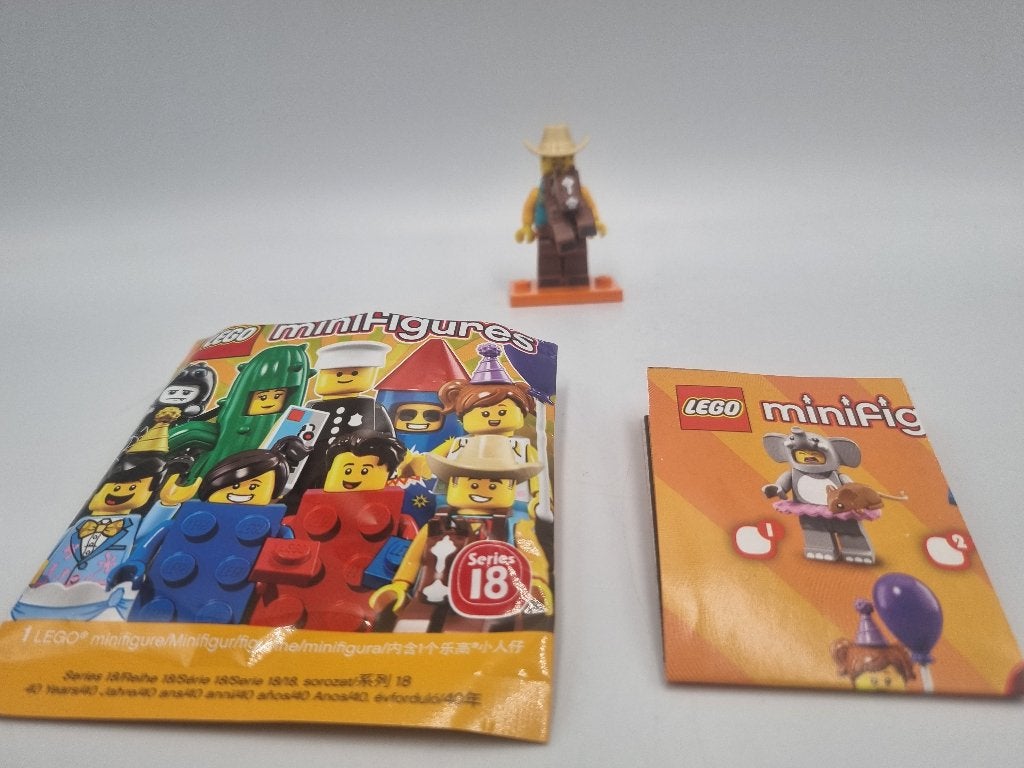 Lego CMF Serie 18 Col18-15 Cowboy Costume Guy, Kinderen en Baby's, Lego, Ophalen of Verzenden, Zo goed als nieuw, Minifiguren serie