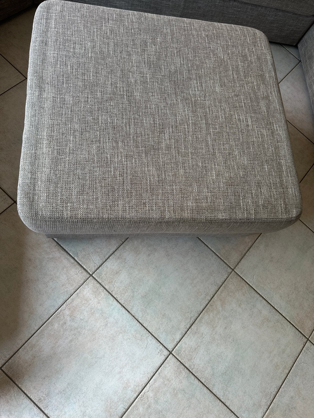 Zo goed als nieuwe poef - 85x92x40 cm, Huis en Inrichting, Banken | Voetenbanken en Poefen, Ophalen, Zo goed als nieuw, 75 tot 100 cm
