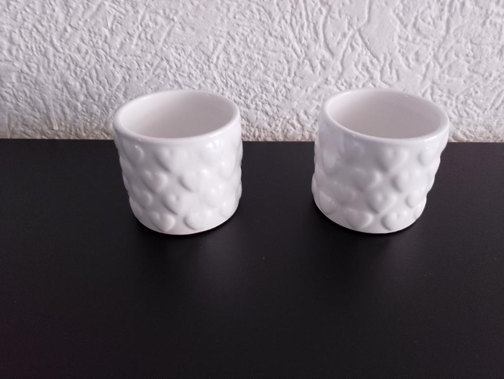 2 nieuwe Witte bloempotjes voor Mini plantjes, Tuin en Terras, Bloempotten, Ophalen, Rond, Aardewerk, Minder dan 40 cm