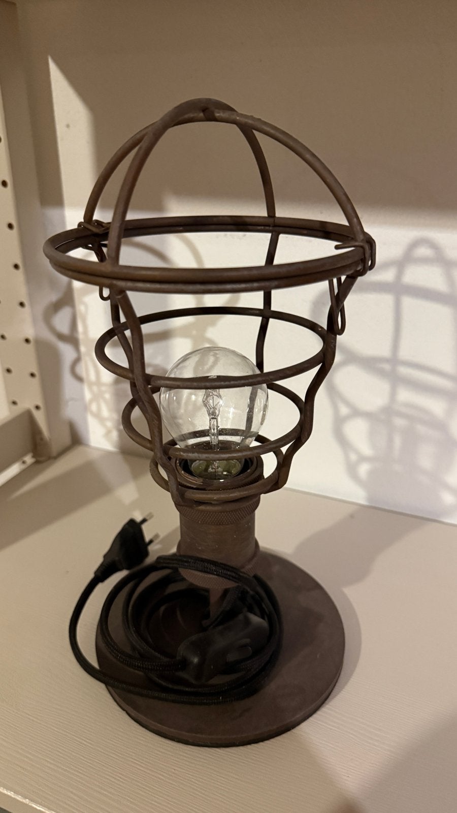 Industriële Tafellamp - Vintage Stijl landelijk, Huis en Inrichting, Lampen | Tafellampen, Met schakelaar, Overige kleuren, Metaal