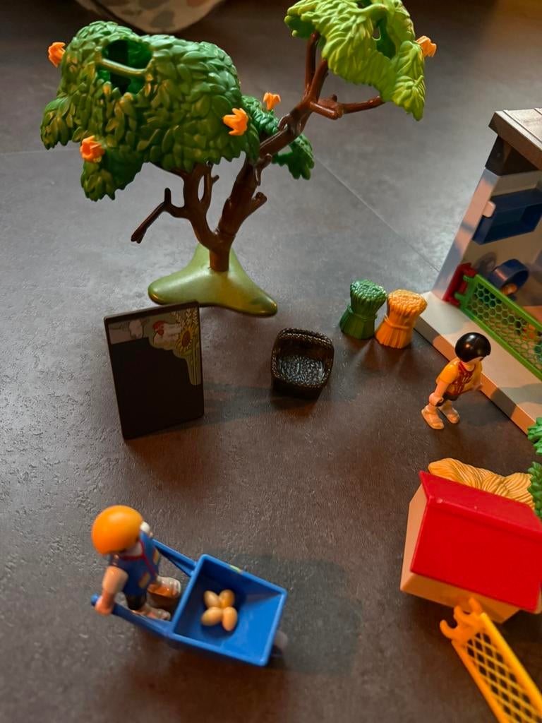 Playmobil opvang/ verzorging cavia’s konijnen en kippen, Ophalen of Verzenden, Zo goed als nieuw