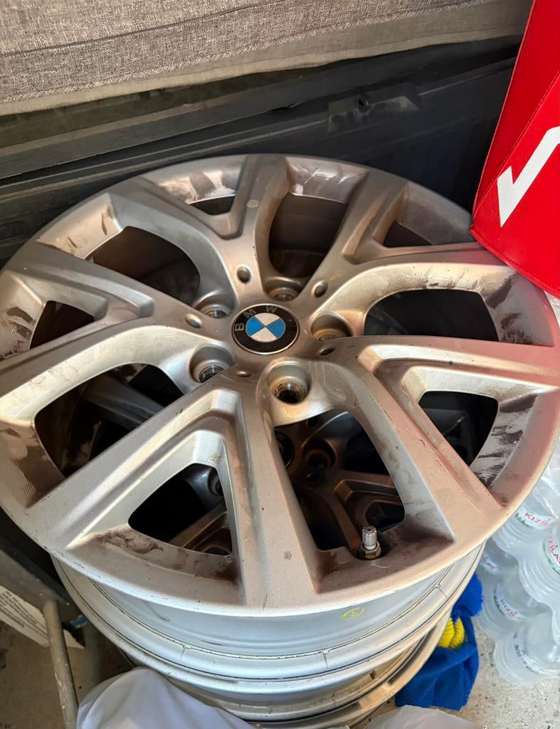 BMW X1 velgen set 17 inch – 4 stuks – Bieden toegestaan, Auto diversen, Wieldoppen, Ophalen of Verzenden, Gebruikt